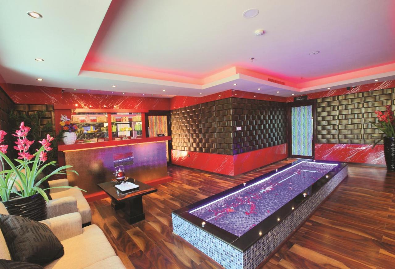 Ramada By Wyndham Alleppey Alappuzha Zewnętrze zdjęcie