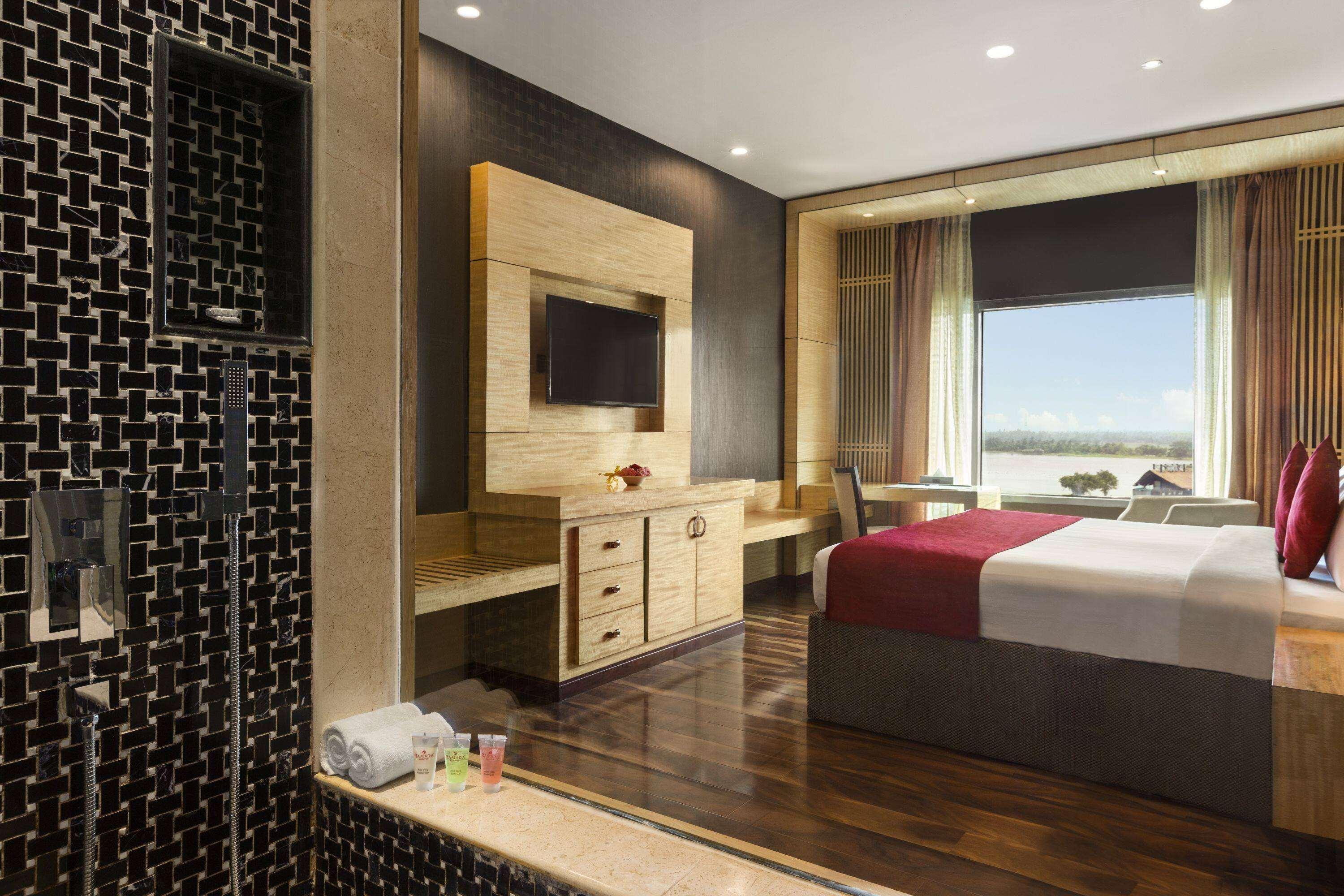 Ramada By Wyndham Alleppey Alappuzha Zewnętrze zdjęcie