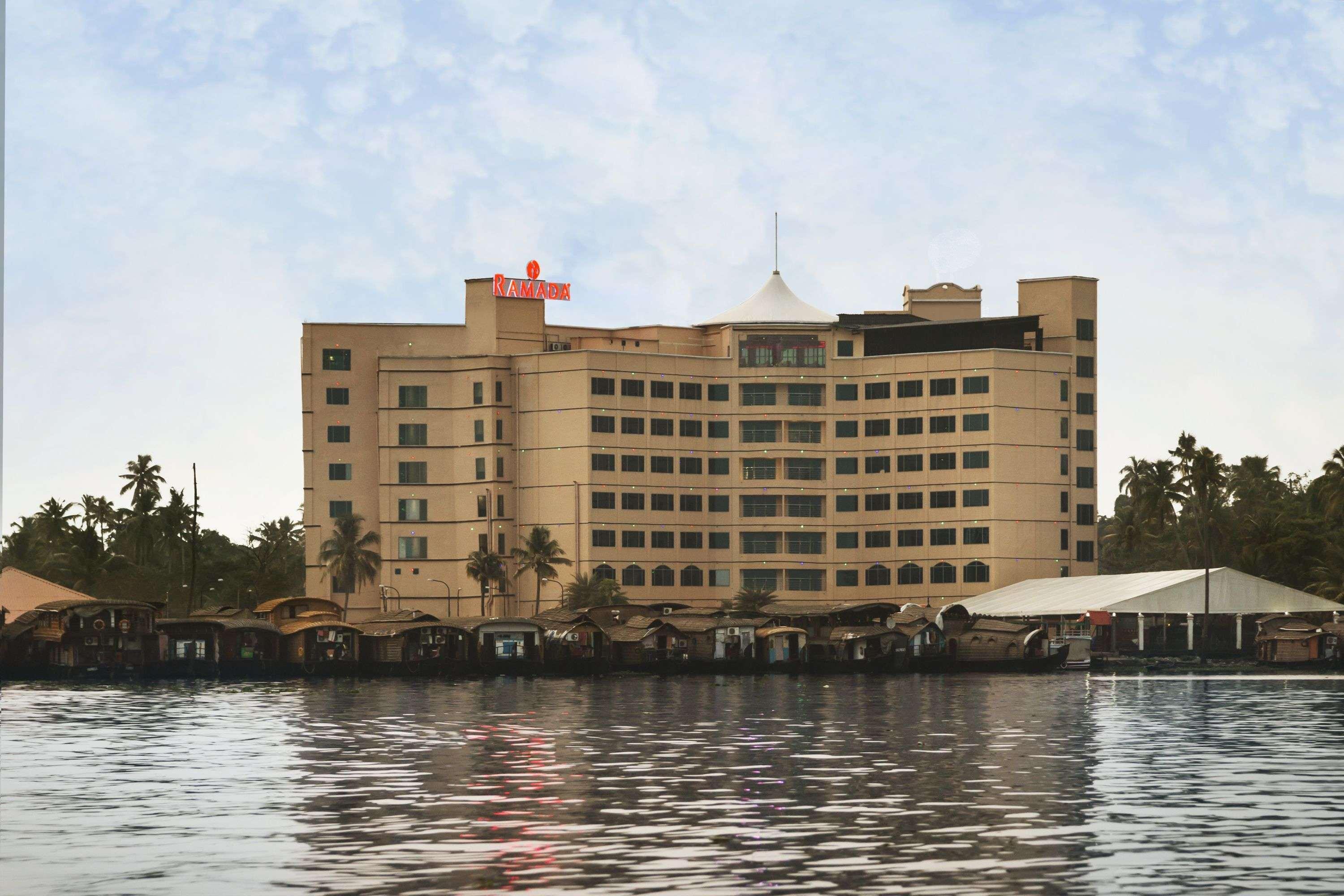 Ramada By Wyndham Alleppey Alappuzha Zewnętrze zdjęcie