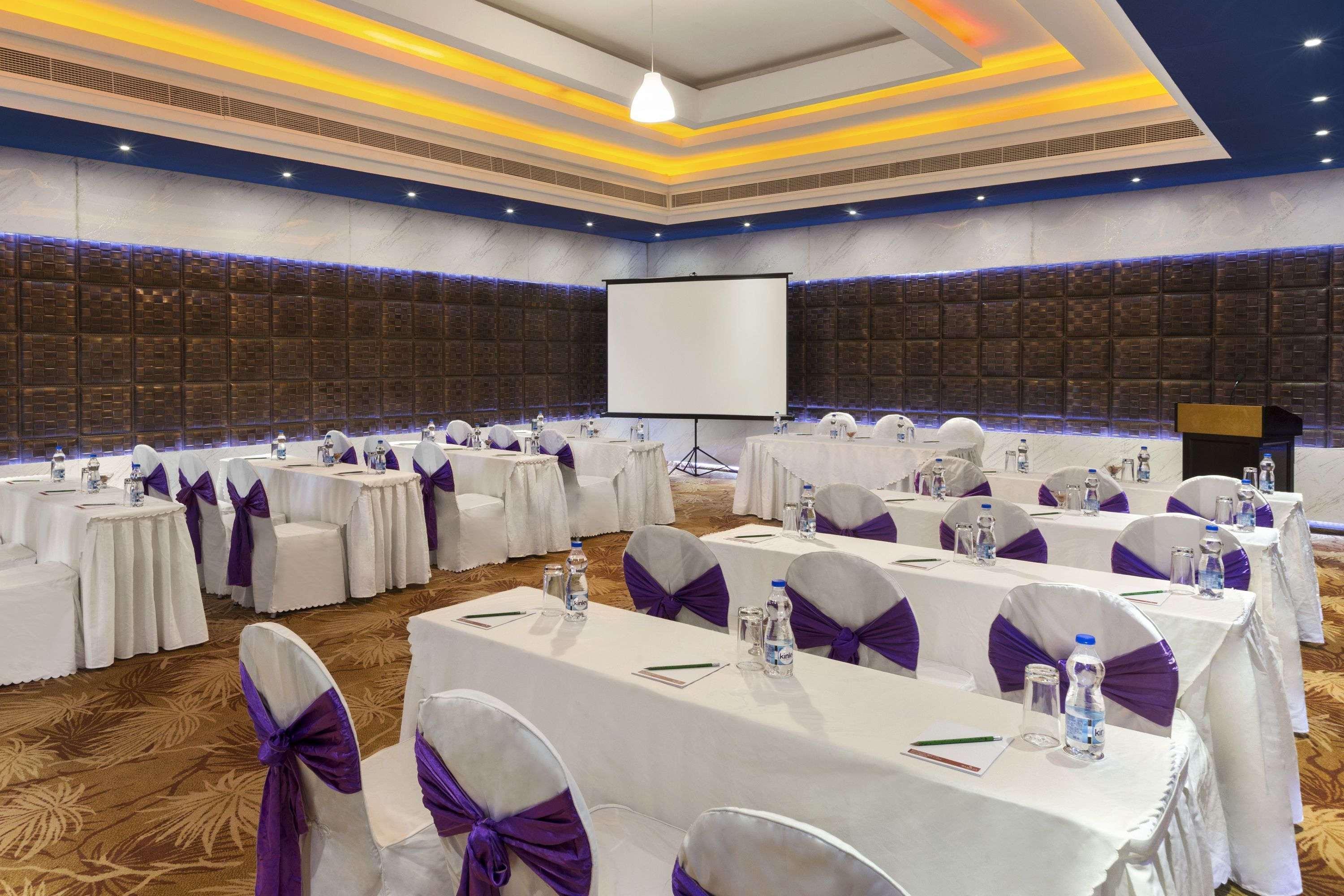 Ramada By Wyndham Alleppey Alappuzha Zewnętrze zdjęcie