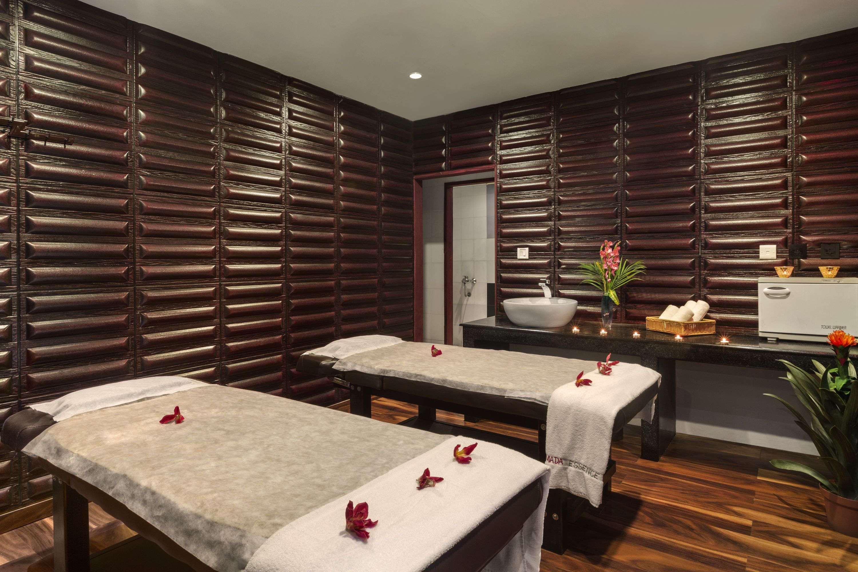 Ramada By Wyndham Alleppey Alappuzha Zewnętrze zdjęcie