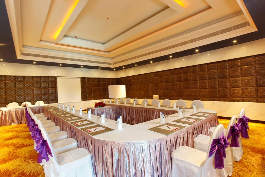 Ramada By Wyndham Alleppey Alappuzha Zewnętrze zdjęcie