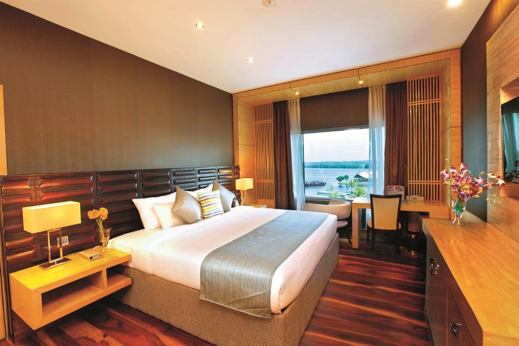 Ramada By Wyndham Alleppey Alappuzha Zewnętrze zdjęcie