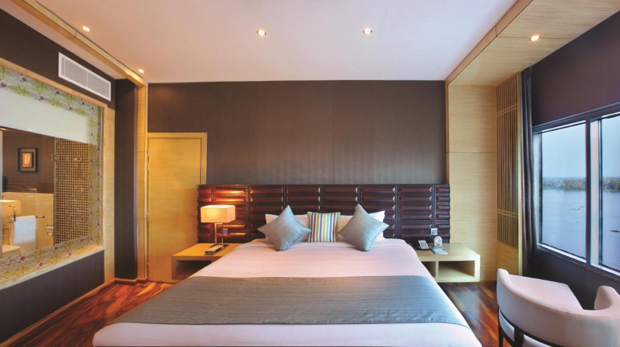 Ramada By Wyndham Alleppey Alappuzha Zewnętrze zdjęcie